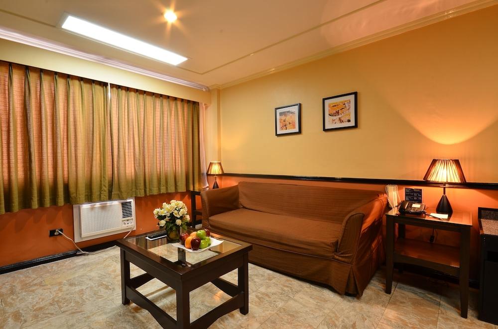 Fernandina 88 Suites Hotel Quezon City Zewnętrze zdjęcie