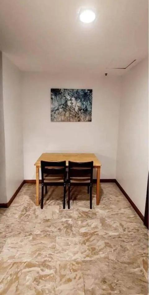 Fernandina 88 Suites Hotel Quezon City Zewnętrze zdjęcie