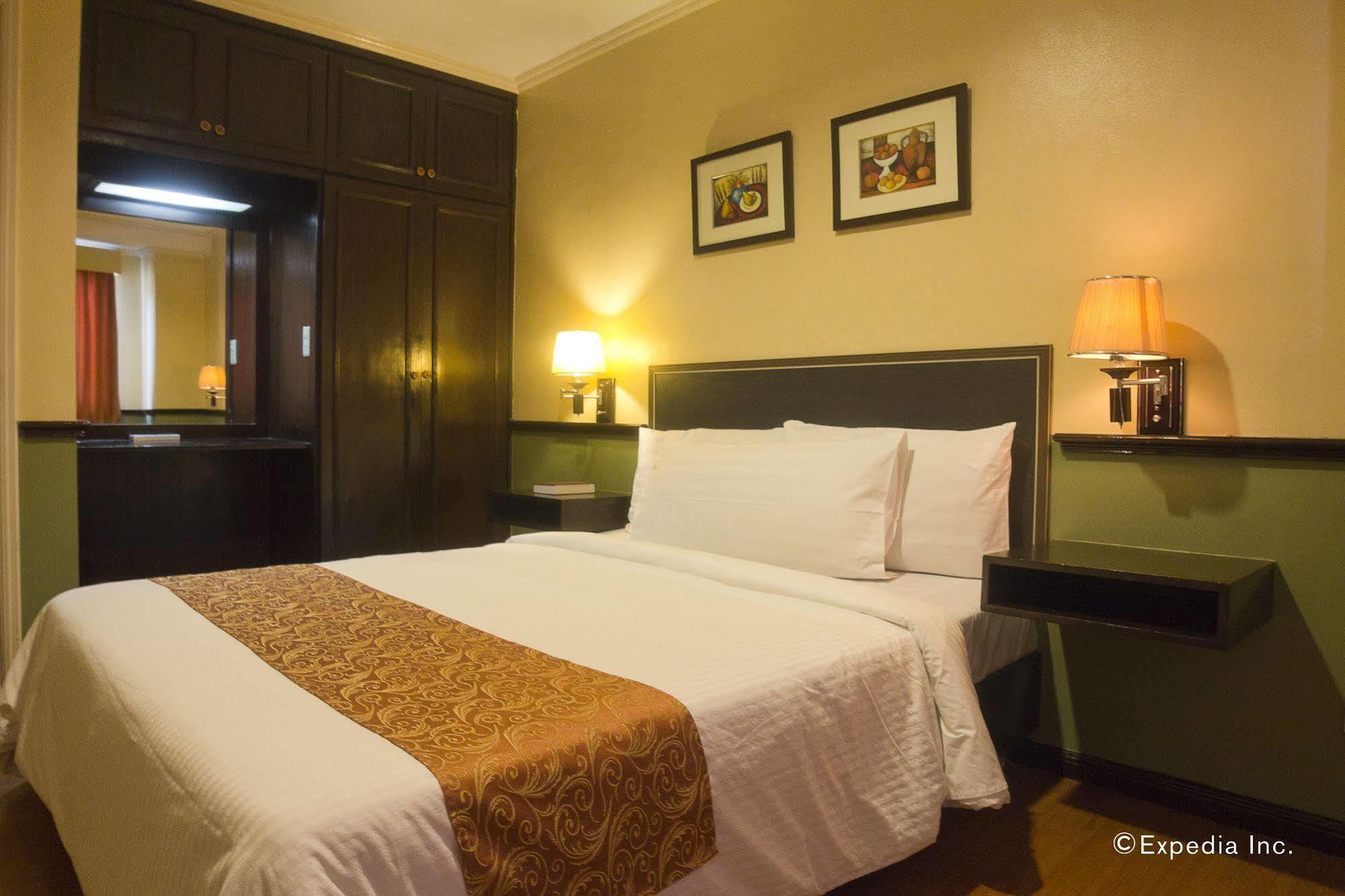 Fernandina 88 Suites Hotel Quezon City Zewnętrze zdjęcie